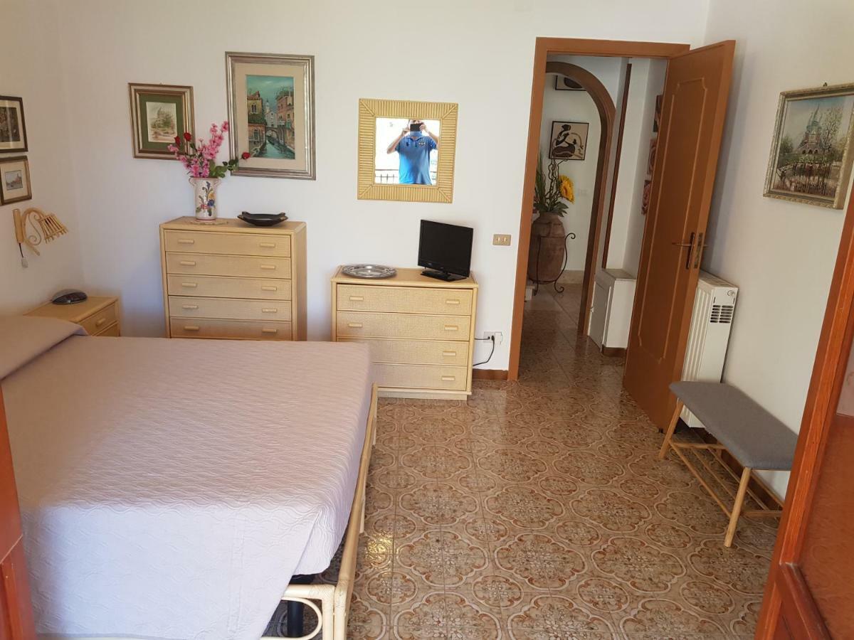 Villa del Golfo Santa Flavia Exterior foto