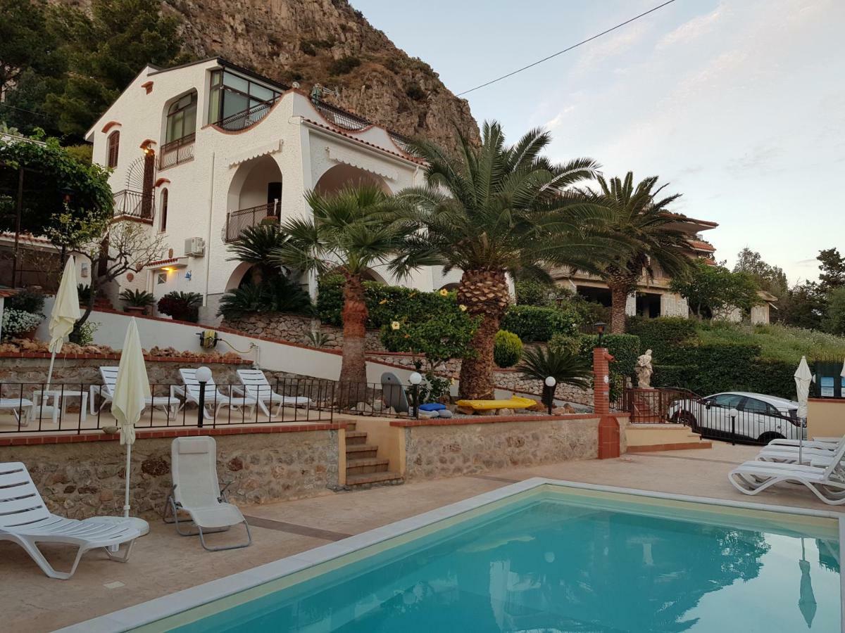 Villa del Golfo Santa Flavia Exterior foto